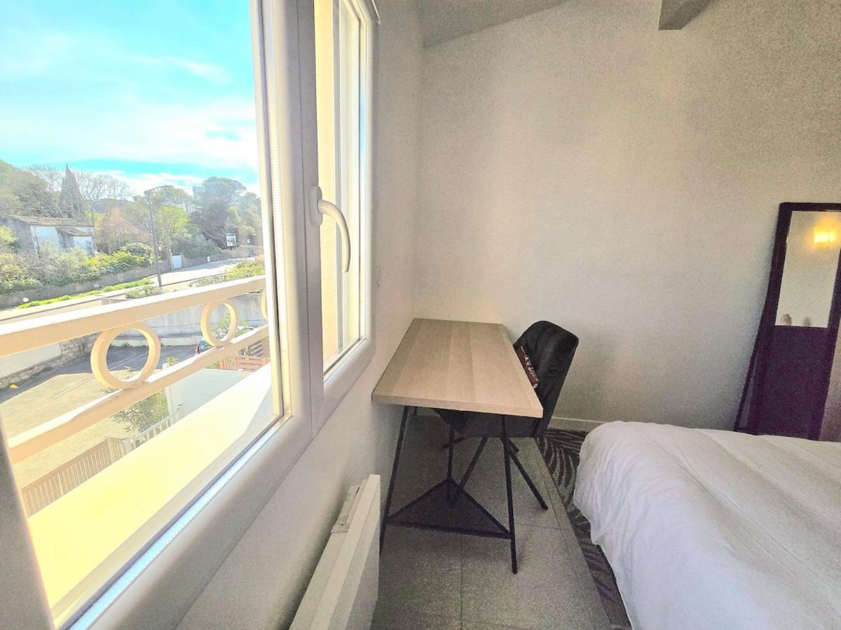 Cozy 2 Bedroom House With Garden & Parking Hébergement de vacances *