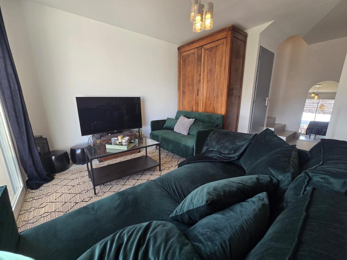 Cozy 2 Bedroom House With Garden & Parking Hébergement de vacances *
