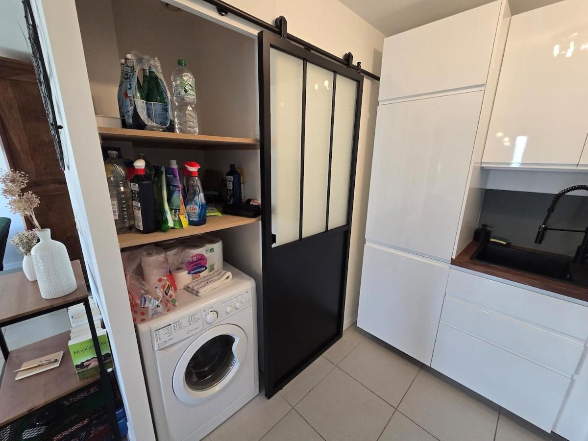 Cozy 2 Bedroom House With Garden & Parking Hébergement de vacances Nîmes