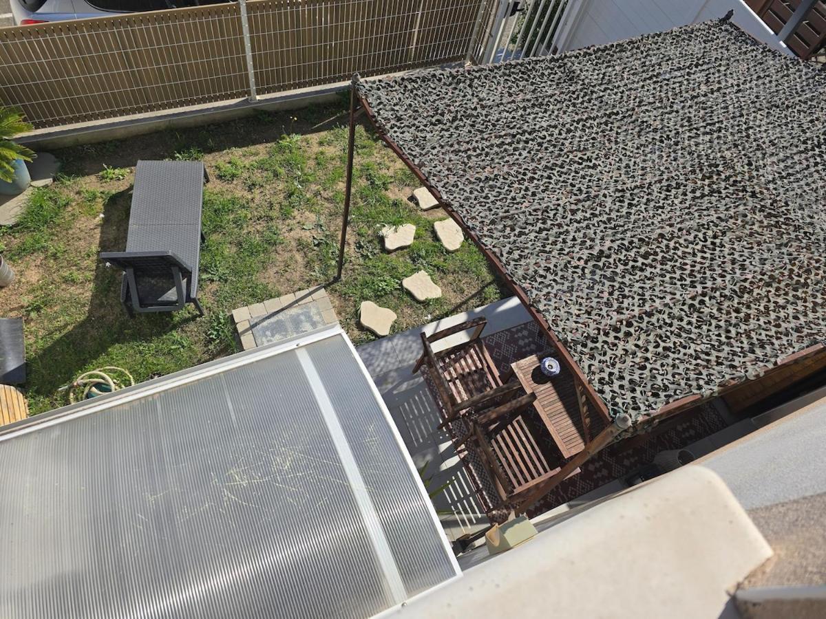 Hébergement de vacances Cozy 2 Bedroom House With Garden & Parking *