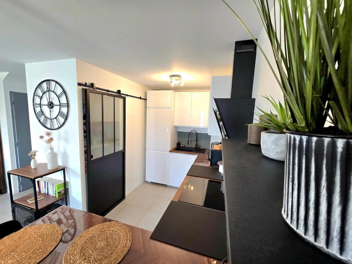 Cozy 2 Bedroom House With Garden & Parking * Nîmes